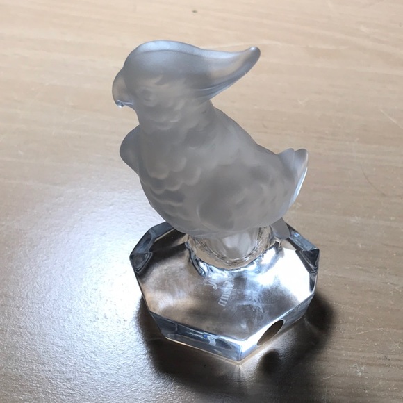 Nachtmann Crystal Creatures- Cockatoo paperweight - Picture 11 of 16